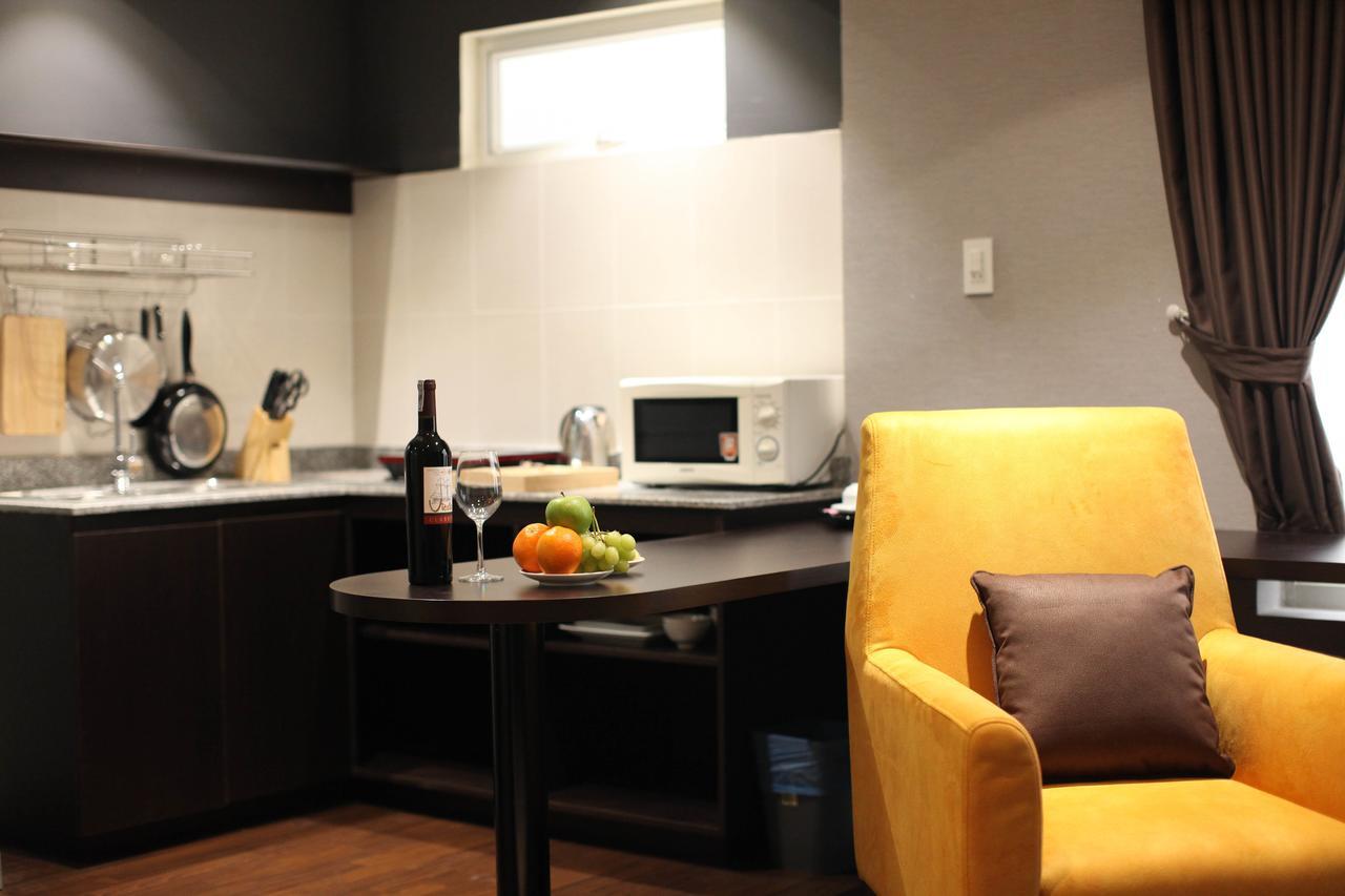 Compass Living Joy Aparthotel Хошимин Екстериор снимка