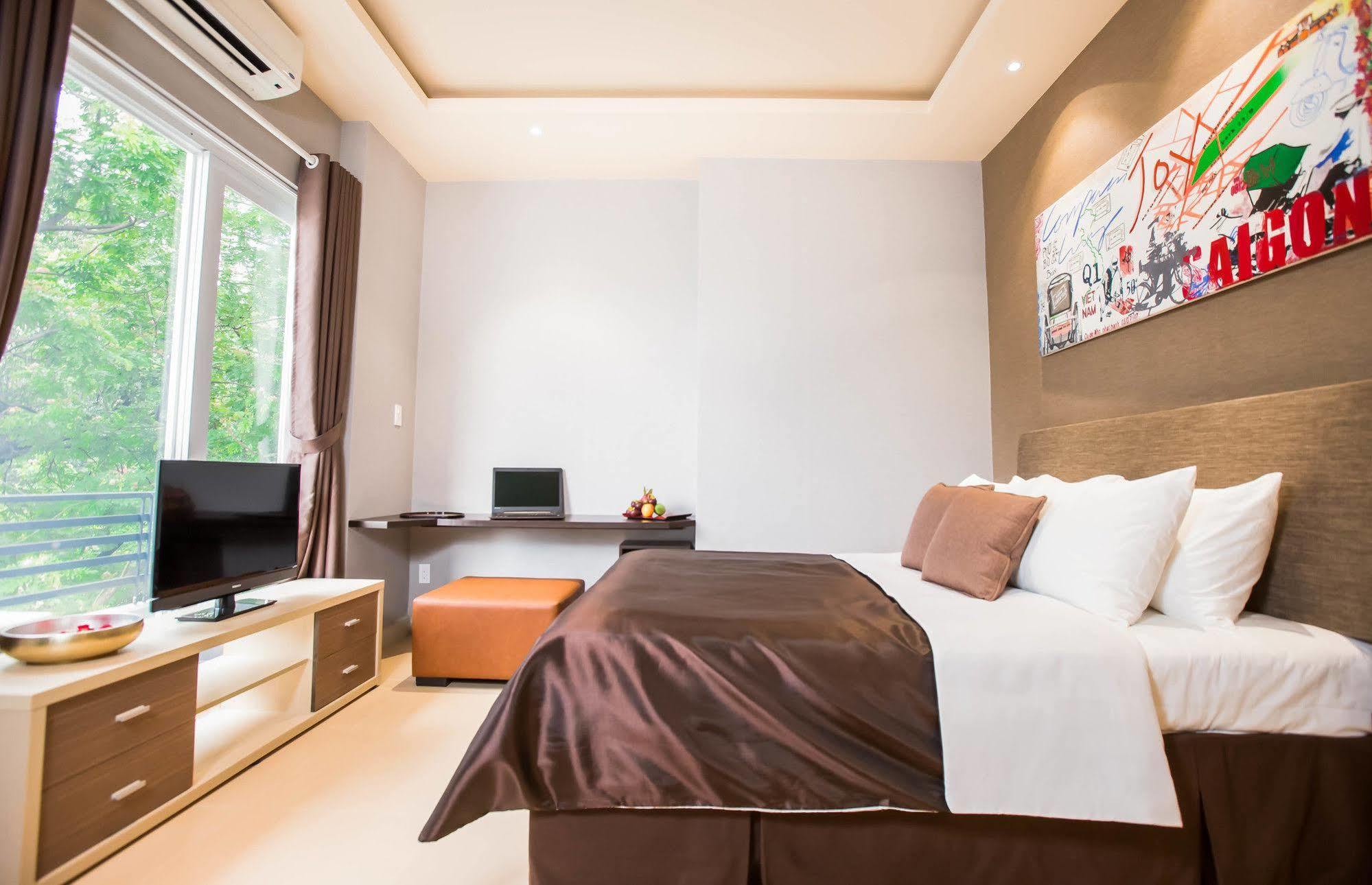 Compass Living Joy Aparthotel Хошимин Екстериор снимка