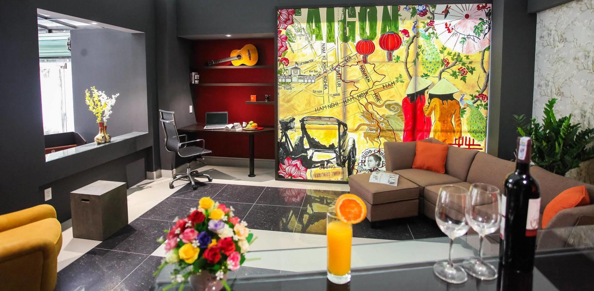 Compass Living Joy Aparthotel Хошимин Екстериор снимка